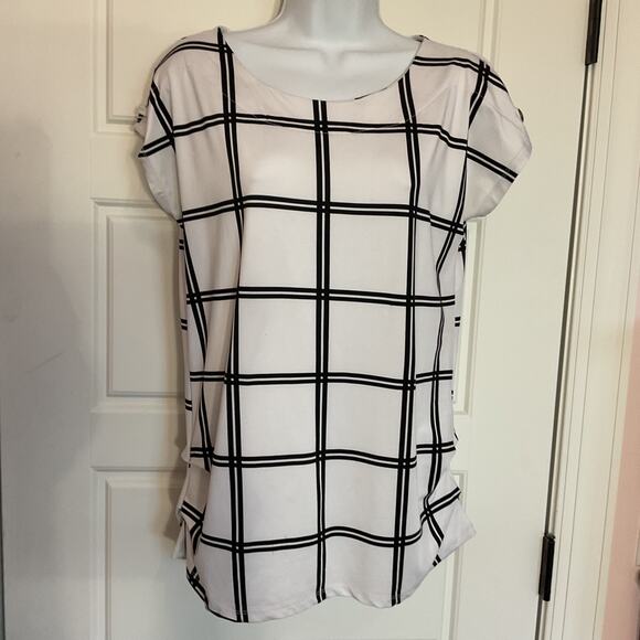 JLT Studio Black & white Cold Shoulder Casual Business Short Sleeve Top Sz M - Picture 1 of 7
